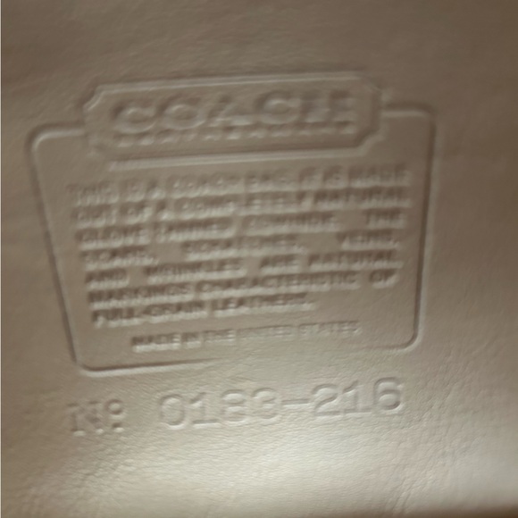 Vintage Coach Court Crossbody in Tan Leather - Picture 13 of 14